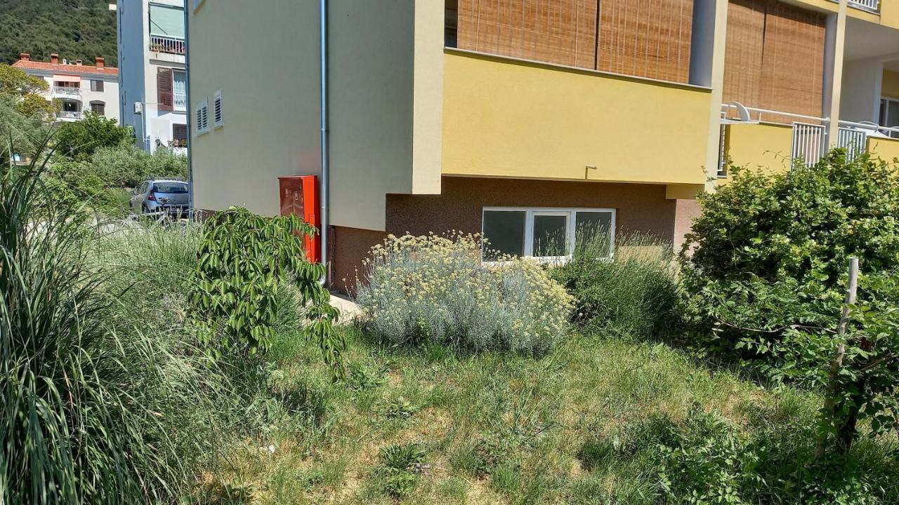 Apartment Sara - Cres Dış mekan fotoğraf