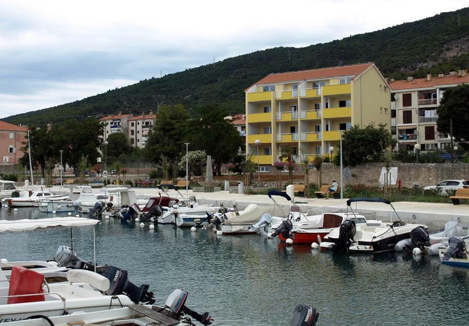 Apartment Sara - Cres Dış mekan fotoğraf