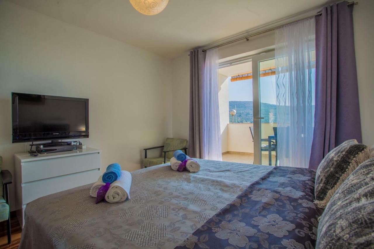 Apartment Sara - Cres Dış mekan fotoğraf