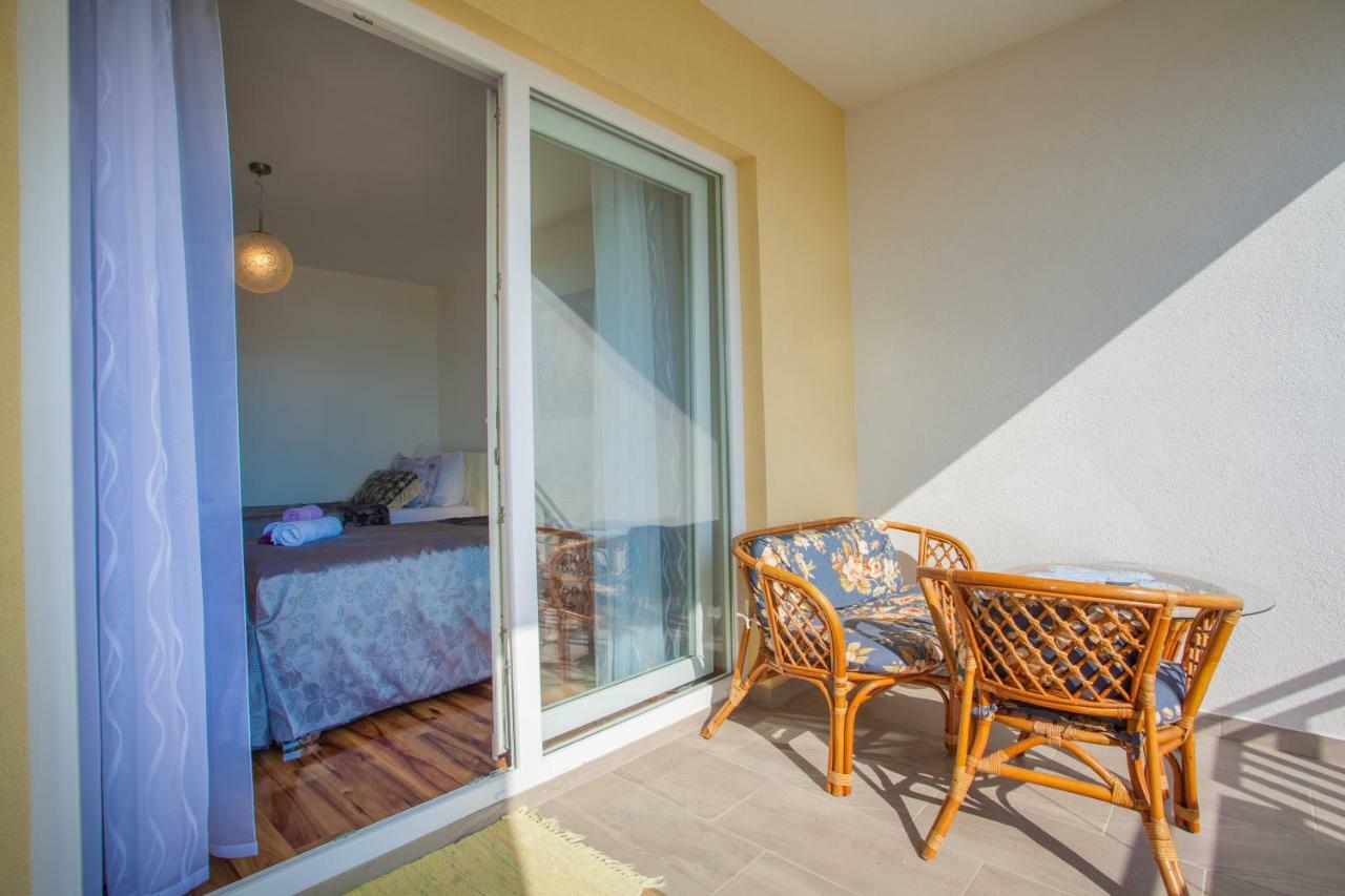 Apartment Sara - Cres Dış mekan fotoğraf